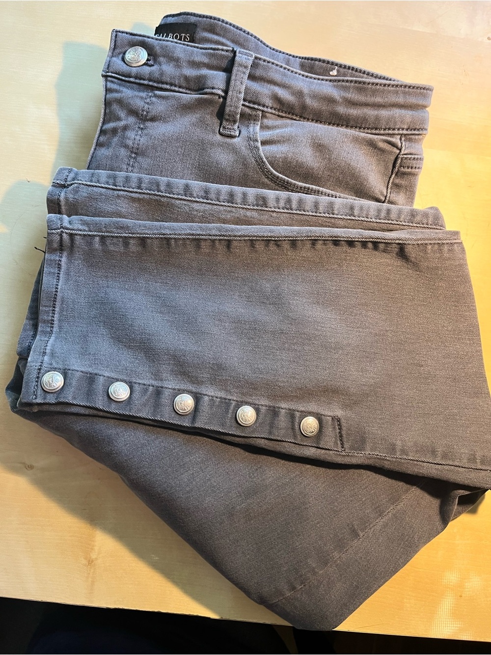 Talbot’s Gray Women’s Jeggings with Button Cuff